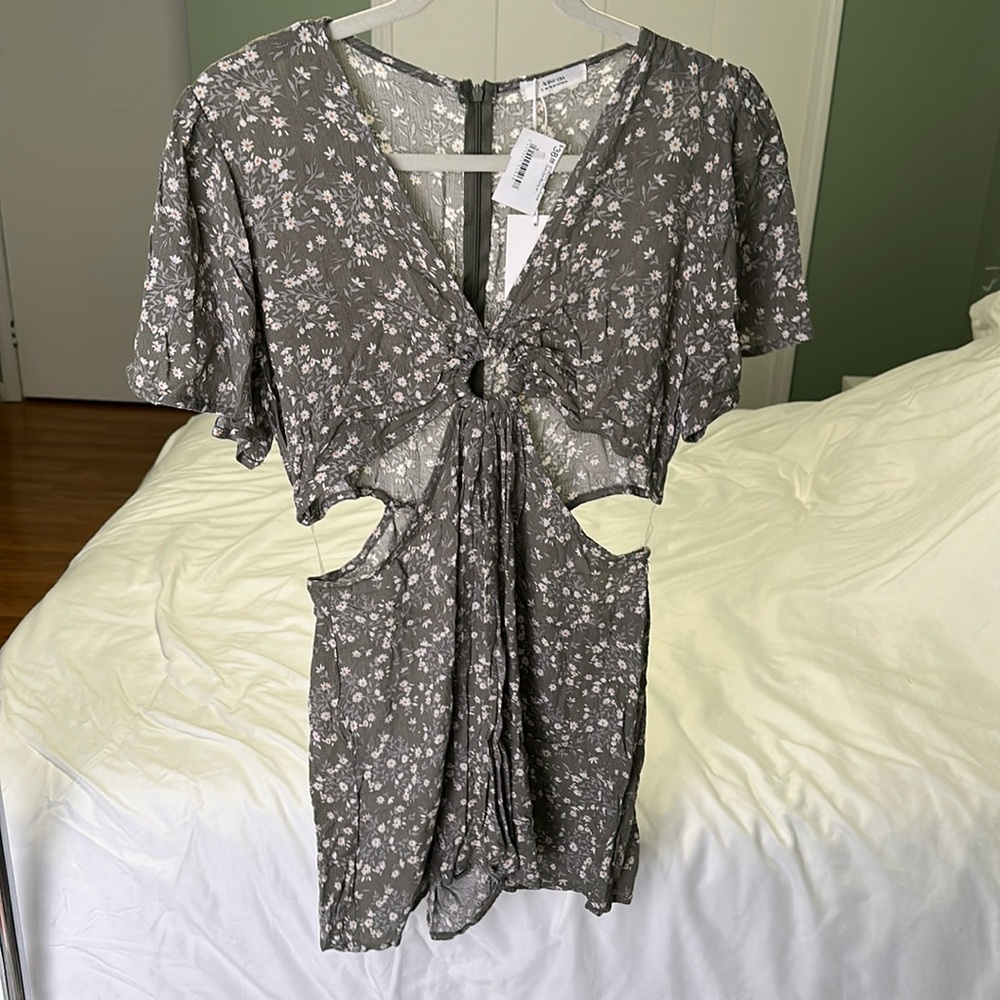 NWT Active USA Floral Cut-Out Romper